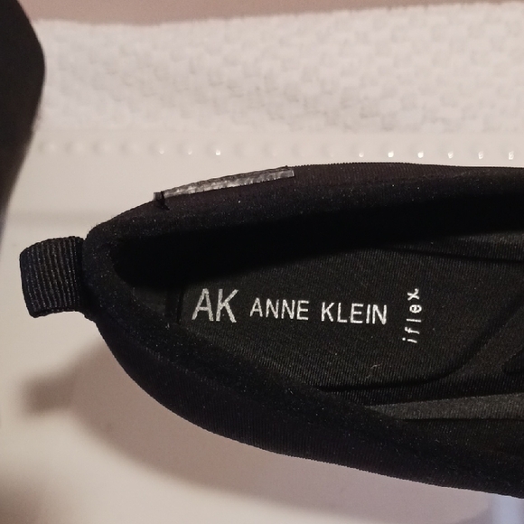 Elegant Anne Klein ⚜️ Flex Black Slip On Flats 10 - Picture 2 of 15